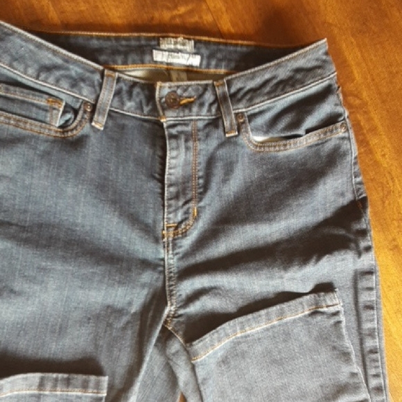 L.L. Bean Women's Boot Cut Jeans - Dark Blue - Picture 1 of 3